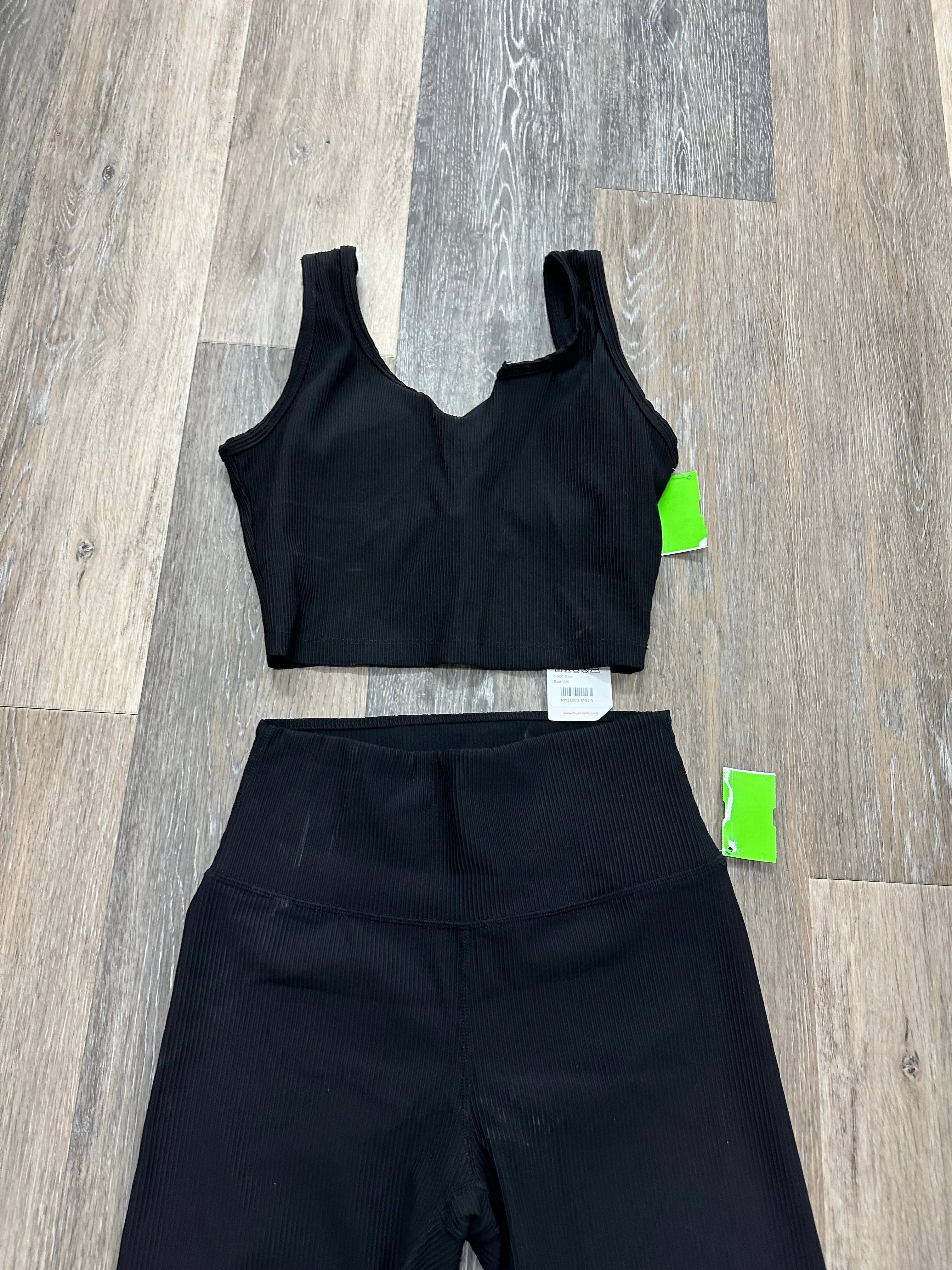 Athletic Shorts 2pc By 5One  Size: S