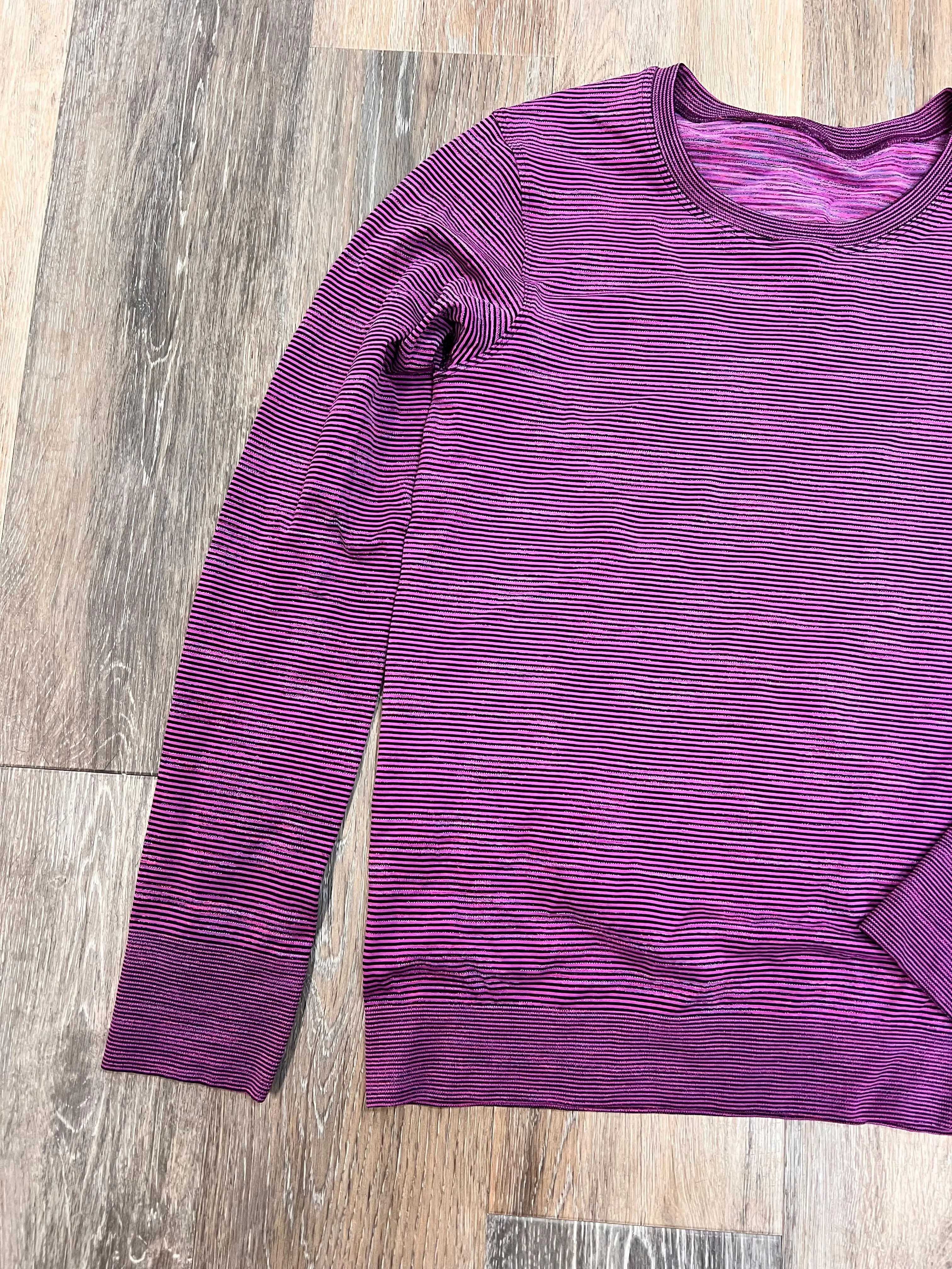 Athletic Top Long Sleeve Crewneck By Lululemon In Purple, Size: 4