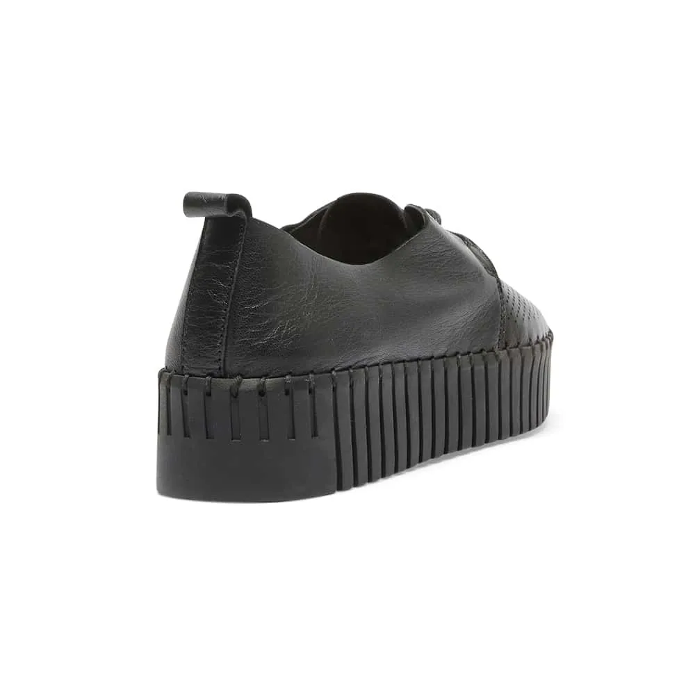 Central Sneaker in Black On Black Leather