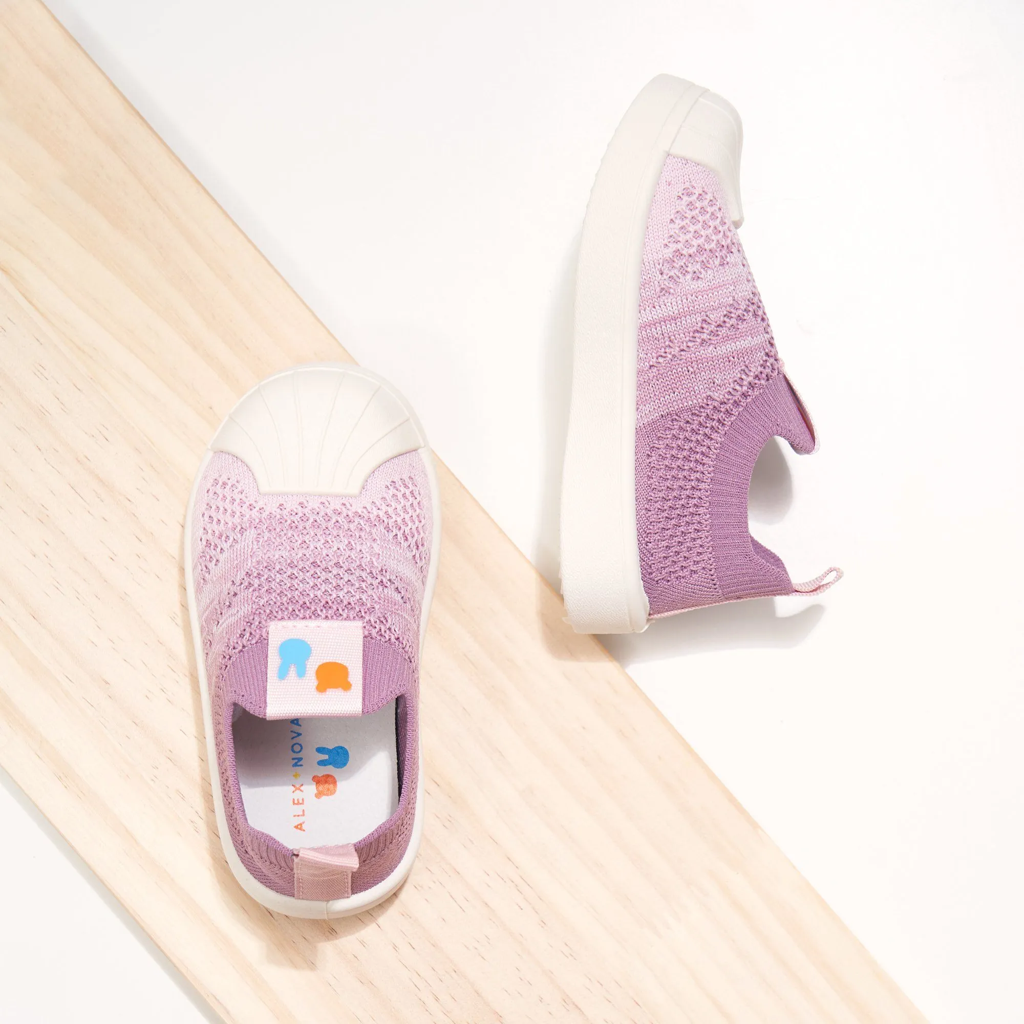 Gradient Color Kids Flyknit First Walker Shoes