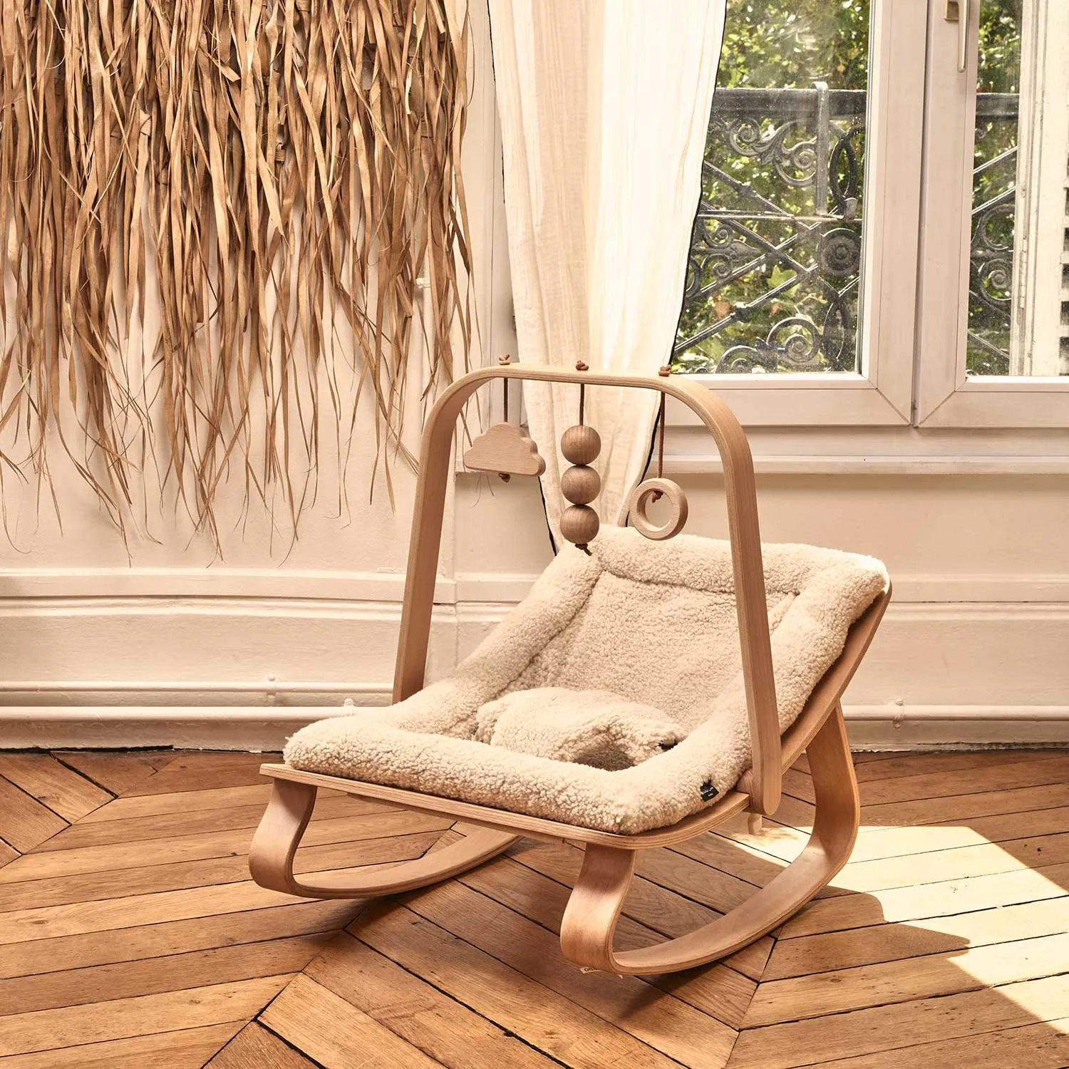 Levo Baby Rocker Fur - Milk
